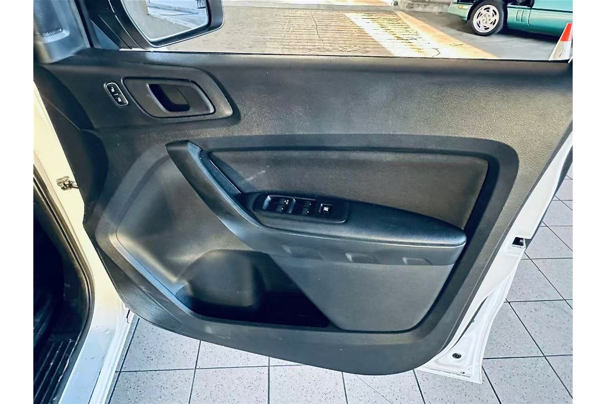 RANGER PX MKIII MY19 XL 3.2 (4x4) 3.2L DT5 DIESEL TURBO F/INJ 6 SP AUTOMATIC DOUBLE CAB P/UP