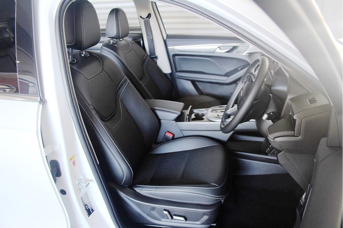 Jolion Pro Ultra Auto 4x2