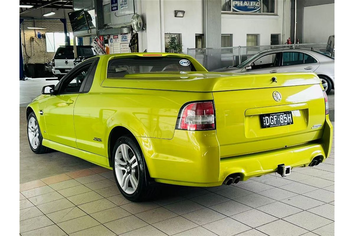 COMMODORE VE SS 6.0L V8 MULTI POINT F/INJ 6 SP MANUAL UTILITY