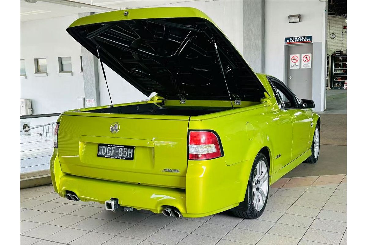 COMMODORE VE SS 6.0L V8 MULTI POINT F/INJ 6 SP MANUAL UTILITY