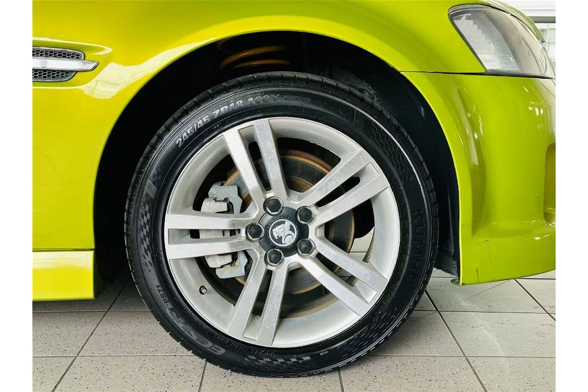 COMMODORE VE SS 6.0L V8 MULTI POINT F/INJ 6 SP MANUAL UTILITY