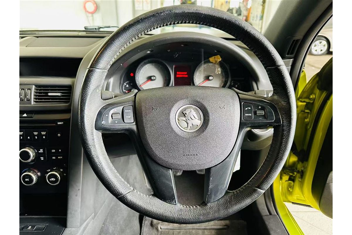 COMMODORE VE SS 6.0L V8 MULTI POINT F/INJ 6 SP MANUAL UTILITY