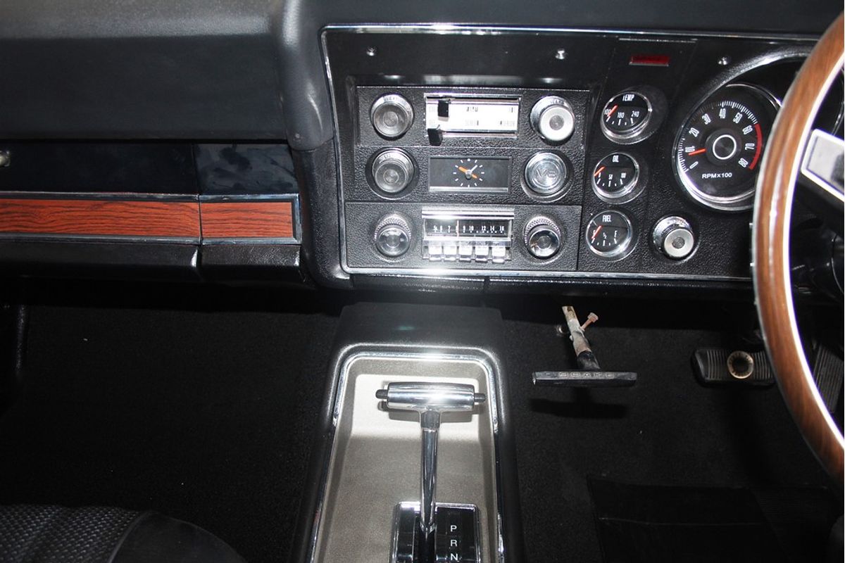 FAIRMONT XW WINDSOR 5.0L V8 CARB 3 SP AUTOMATIC 4D SEDAN