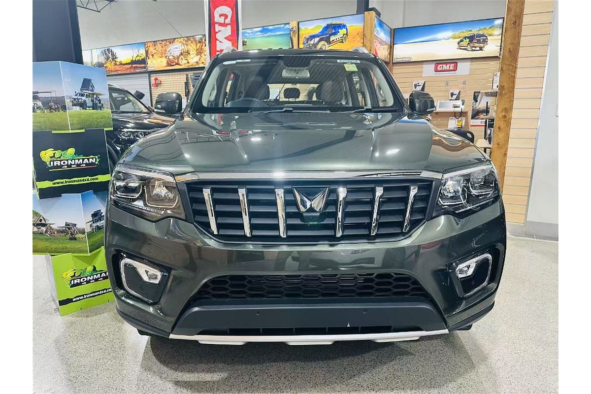 SCORPIO-N D AT 4WD Z8L 7S JD