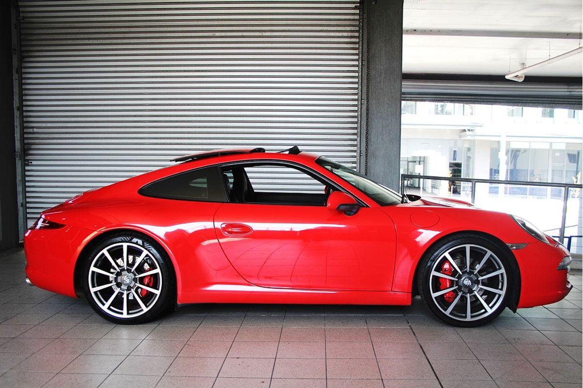 911 997 MY12 CARRERA S 3.8L 6Cyl MULTI POINT F/INJ 7 SP AUTO DUAL CLUTCH 2D COUPE