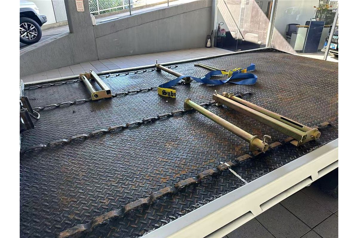 SPRINTER 516 CDI LWB TURBO DIESEL AUTOMATIC CAB CHASSIS