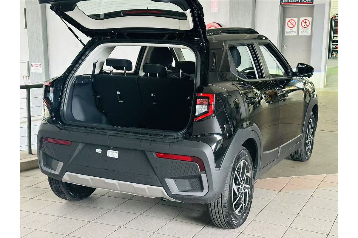 XUV 3X0 AX5L