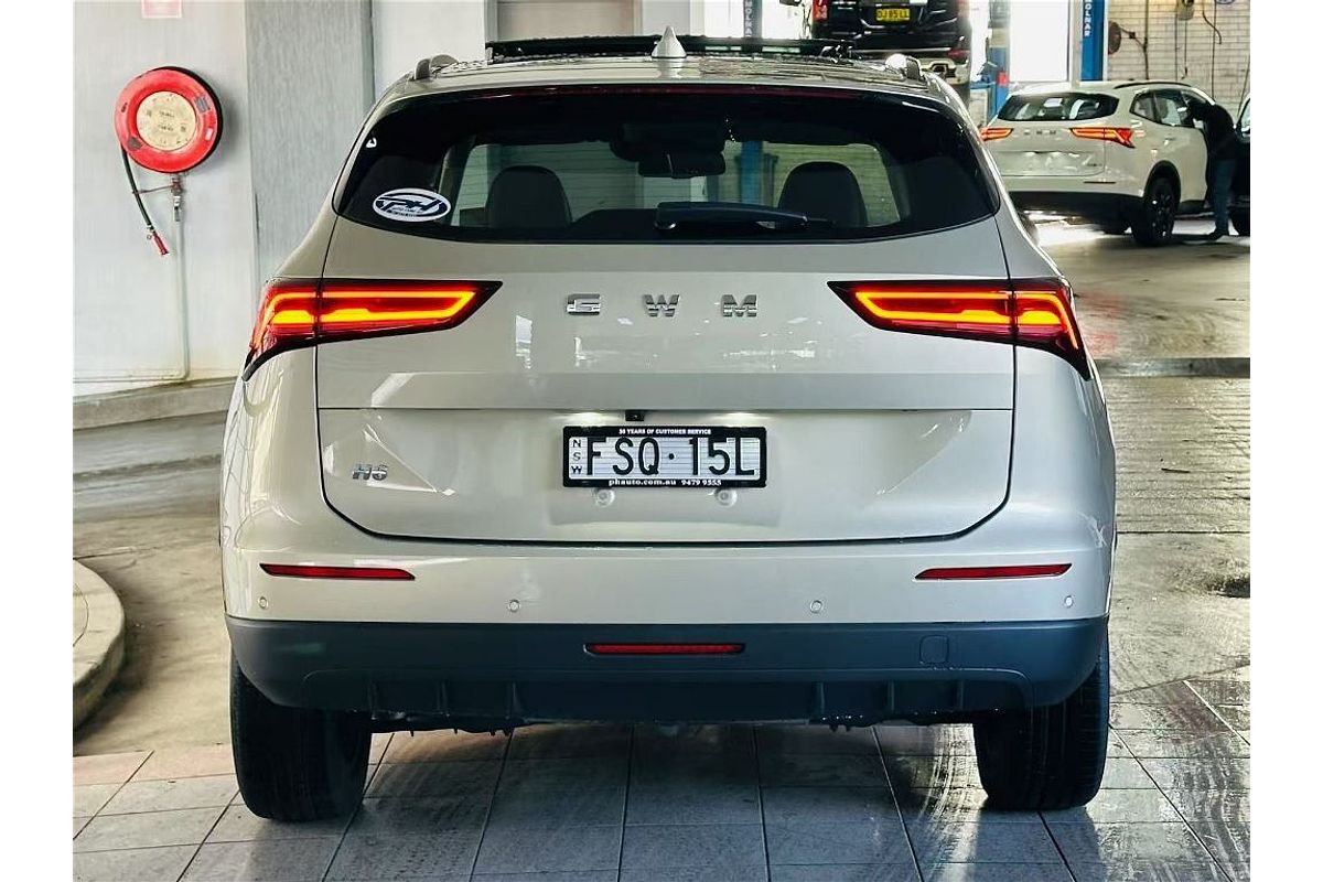 H6 Facelift Ult Auto 4X2