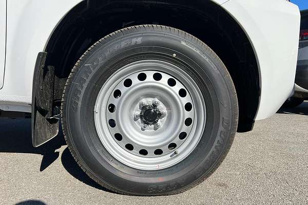 2025 Nissan Navara SL D23 Rear Wheel Drive