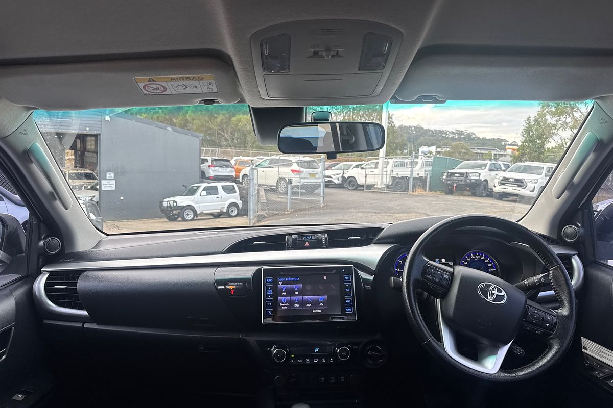 2020 Toyota Hilux SR5 GUN126R 4X4