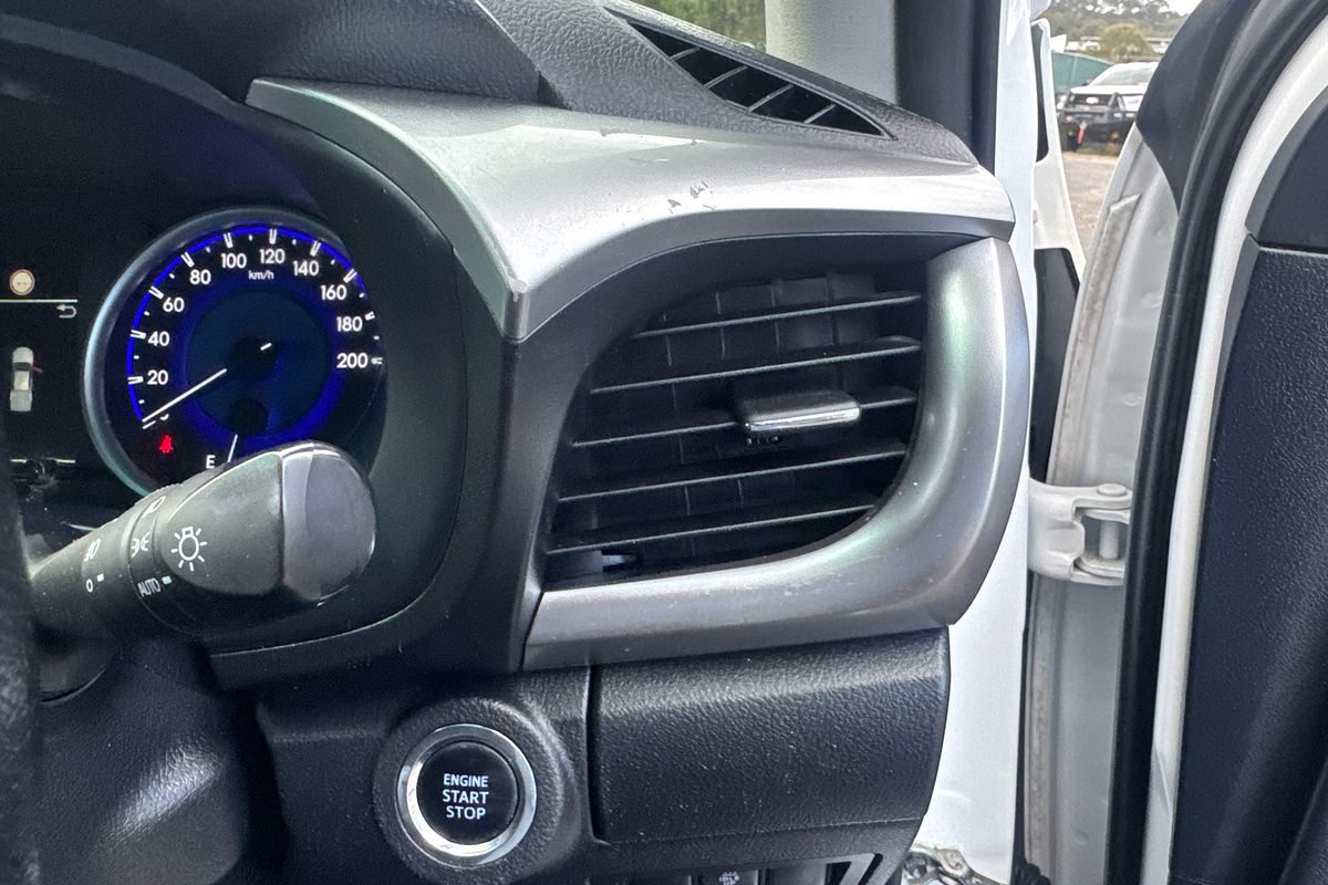 2020 Toyota Hilux SR5 GUN126R 4X4