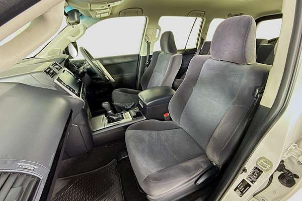 2023 Toyota Landcruiser Prado GX GDJ150R