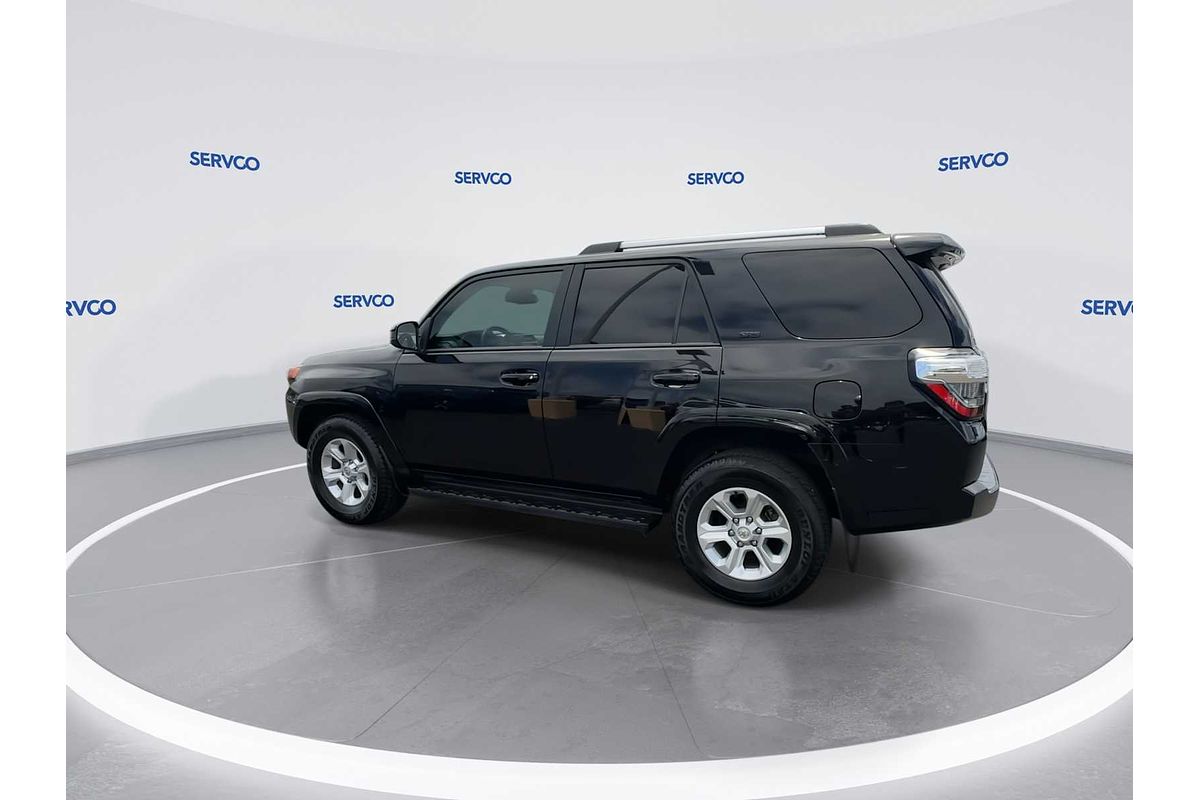 2024 Toyota 4Runner SR5