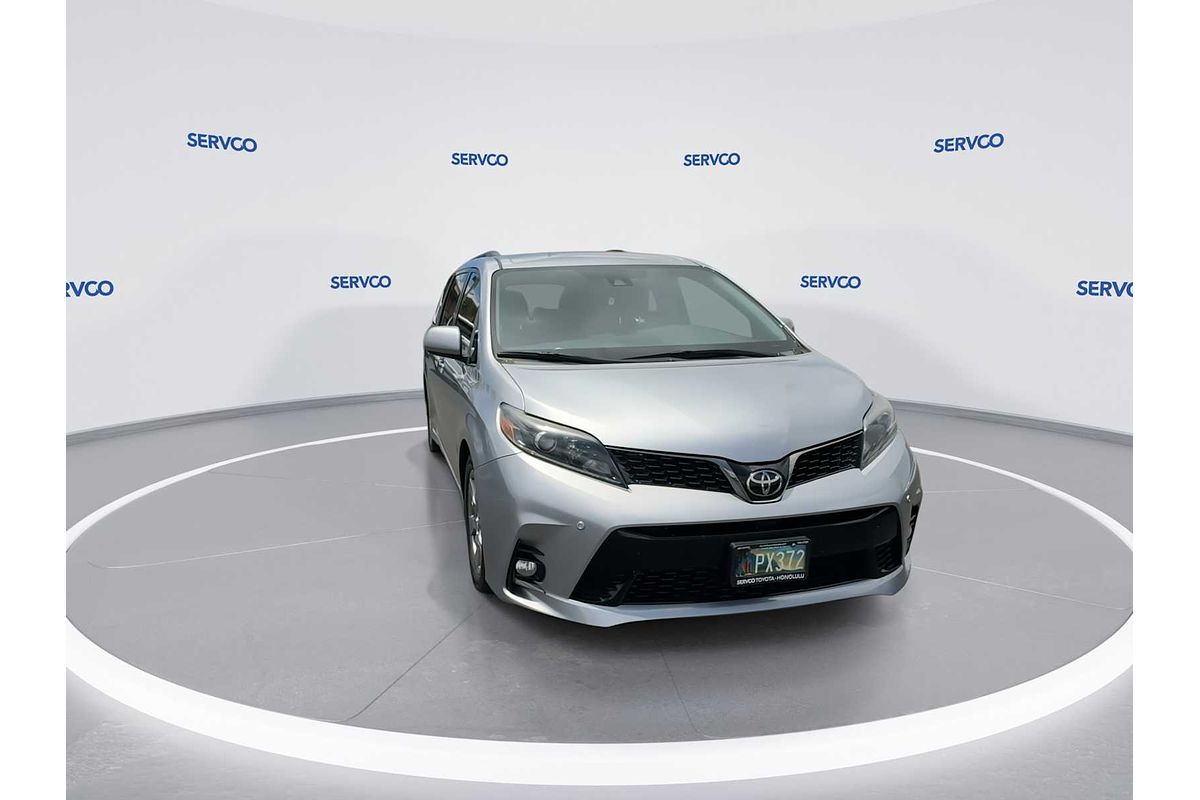 2018 Toyota SIENNA SE Premium
