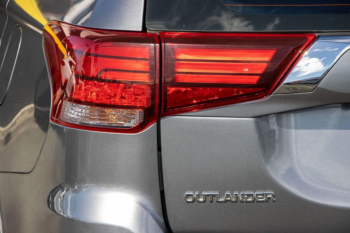 2017 Mitsubishi Outlander ES ZL