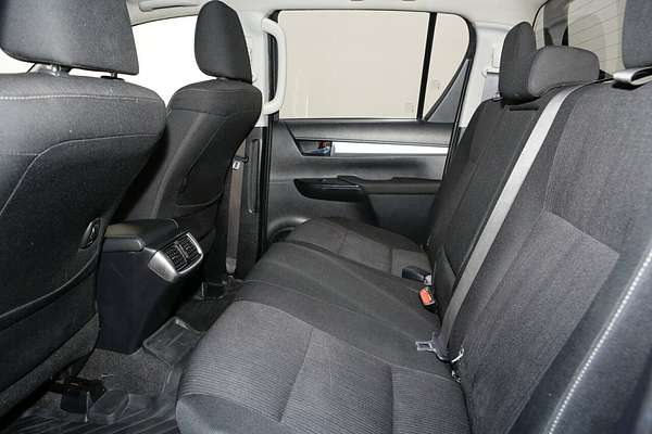2022 Toyota Hilux SR5 GUN126R 4X4