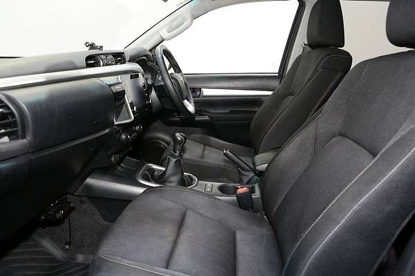 2022 Toyota Hilux SR5 GUN126R 4X4