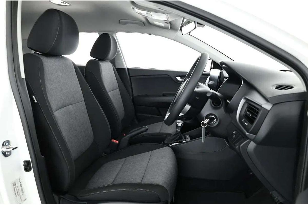 2025 Kia Stonic S YB