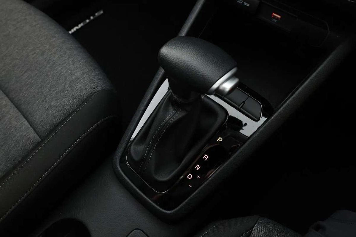 2025 Kia Stonic S YB