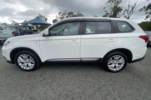 2021 Mitsubishi Outlander ES ZL