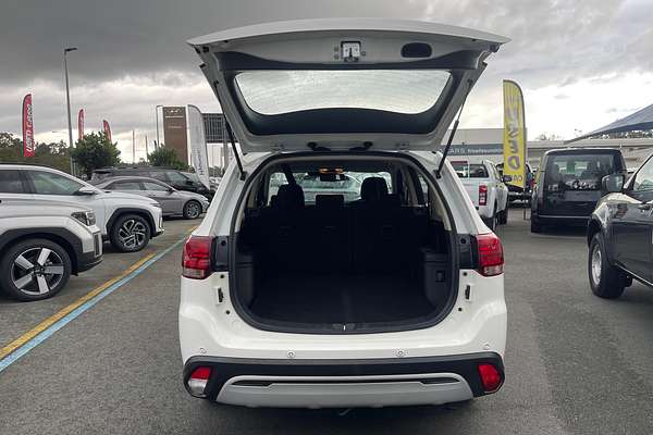 2021 Mitsubishi Outlander ES ZL