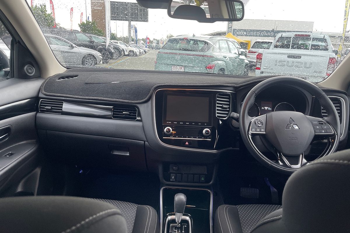 2021 Mitsubishi Outlander ES ZL