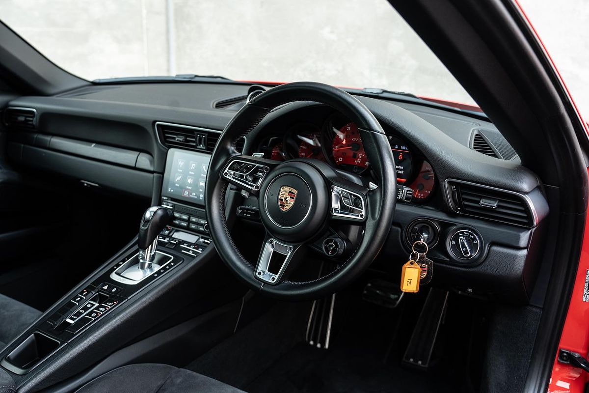 2017 Porsche 911 Carrera GTS 991 II