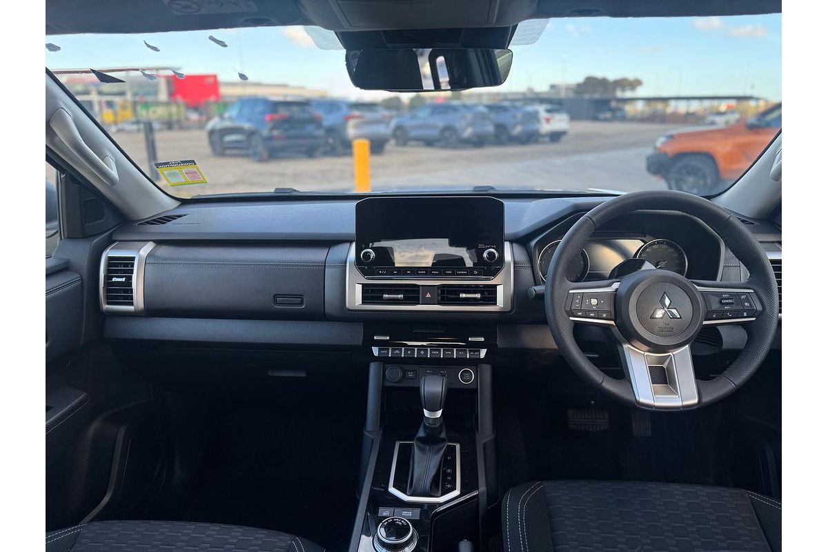 2024 Mitsubishi Triton GLS MV 4X4
