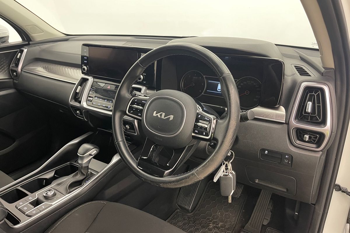 2023 Kia Sorento Sport MQ4