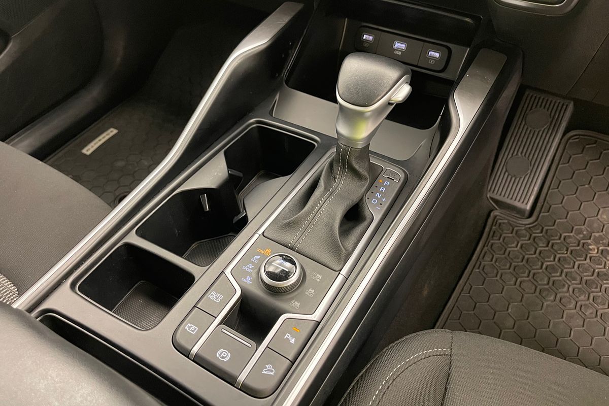2023 Kia Sorento Sport MQ4