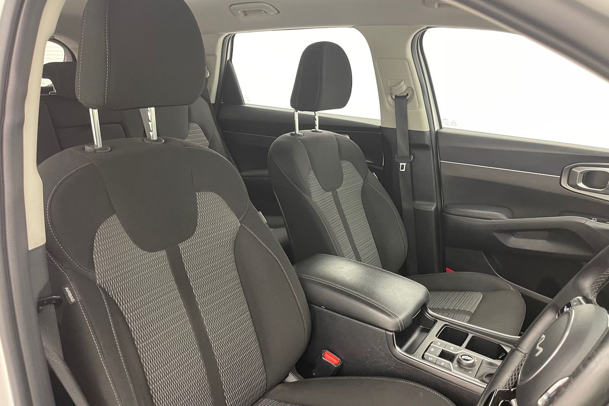 2023 Kia Sorento Sport MQ4