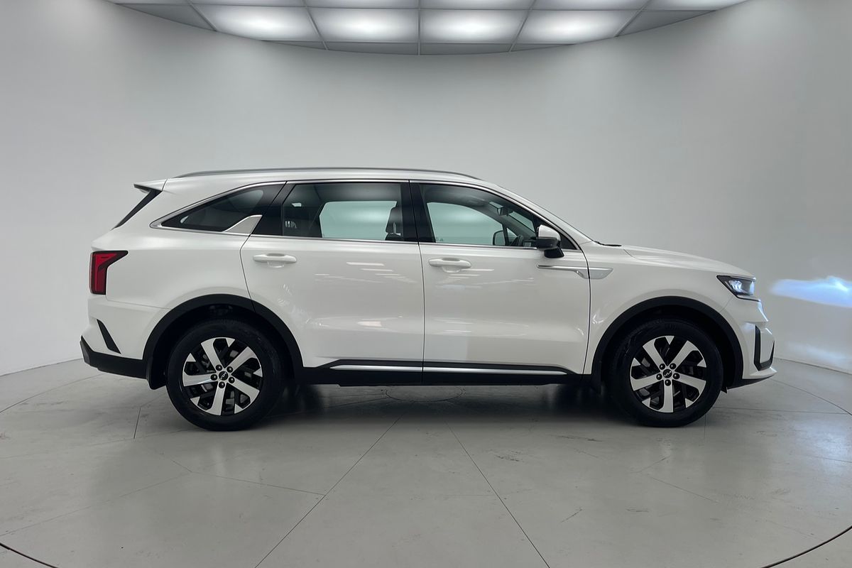 2023 Kia Sorento Sport MQ4