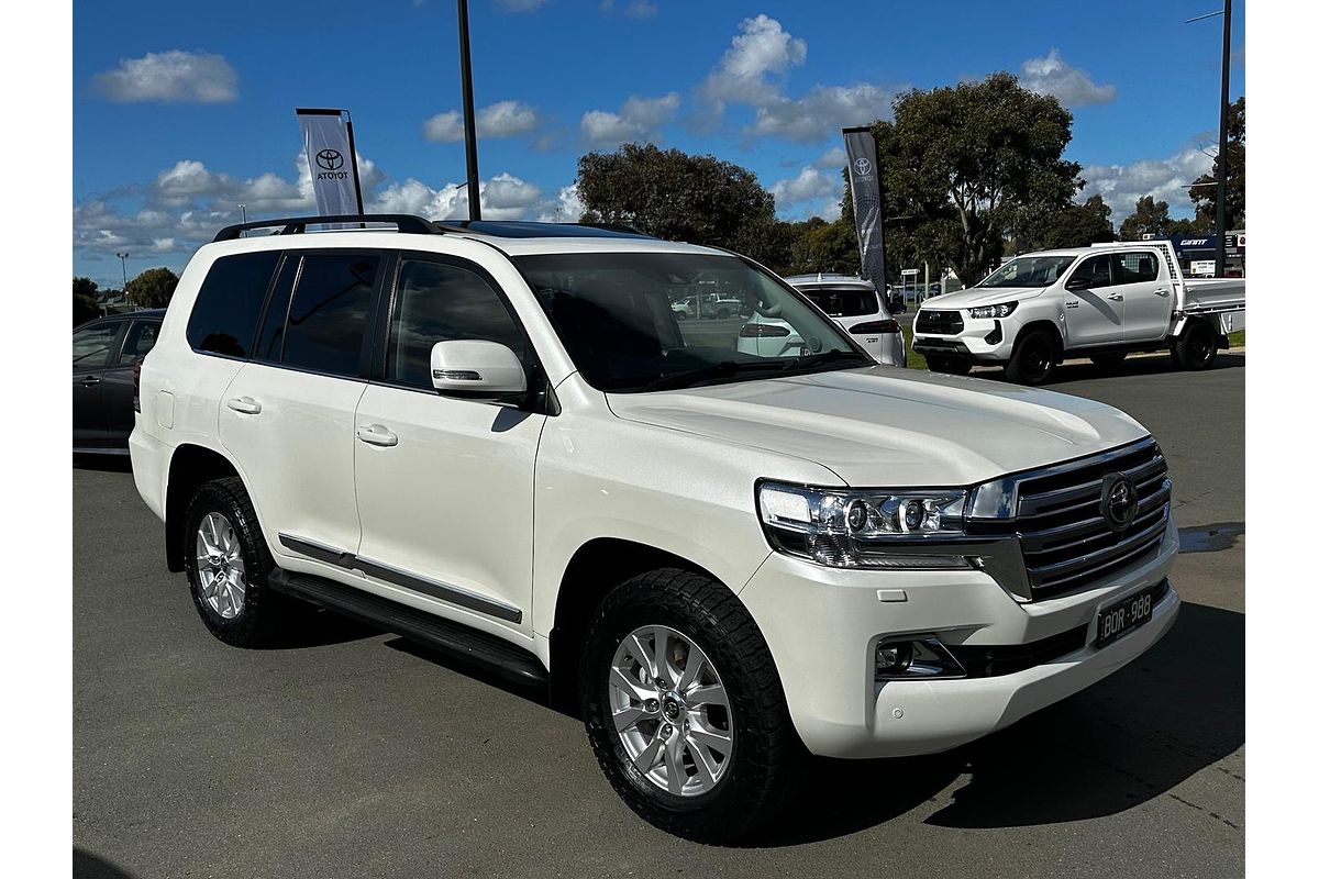 2021 Toyota Landcruiser Sahara VDJ200R