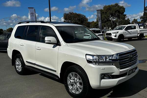 2021 Toyota Landcruiser Sahara VDJ200R