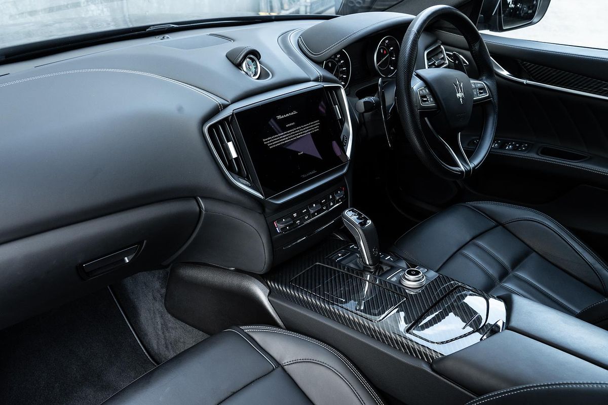 2022 Maserati Ghibli Modena M157
