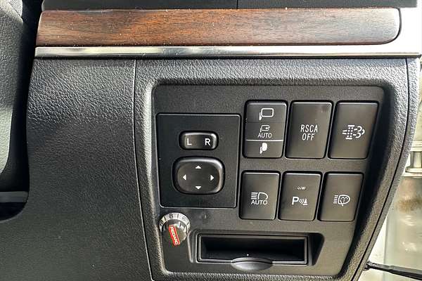 2021 Toyota Landcruiser Sahara VDJ200R