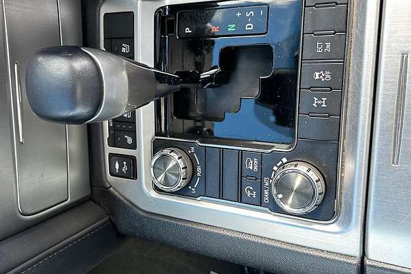 2021 Toyota Landcruiser Sahara VDJ200R