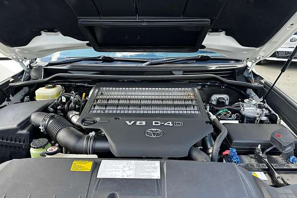 2021 Toyota Landcruiser Sahara VDJ200R