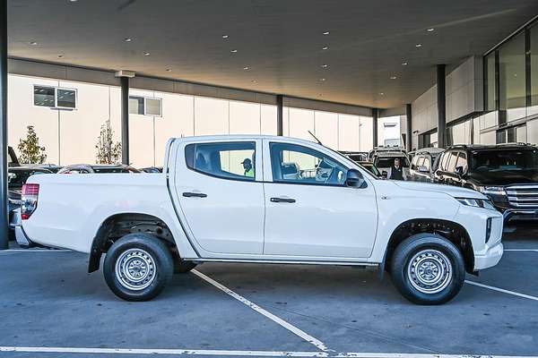 2019 Mitsubishi Triton GLX MR 4X4