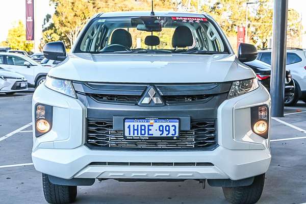 2019 Mitsubishi Triton GLX MR 4X4