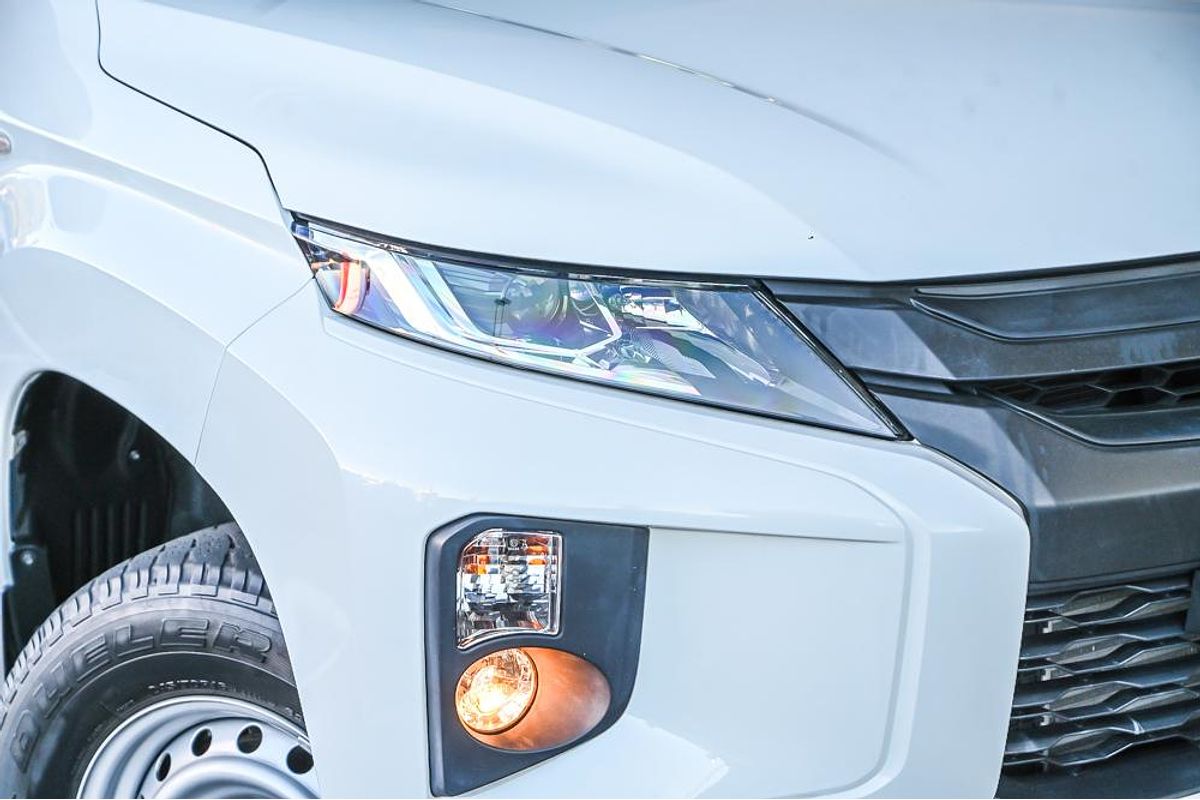 2019 Mitsubishi Triton GLX MR 4X4