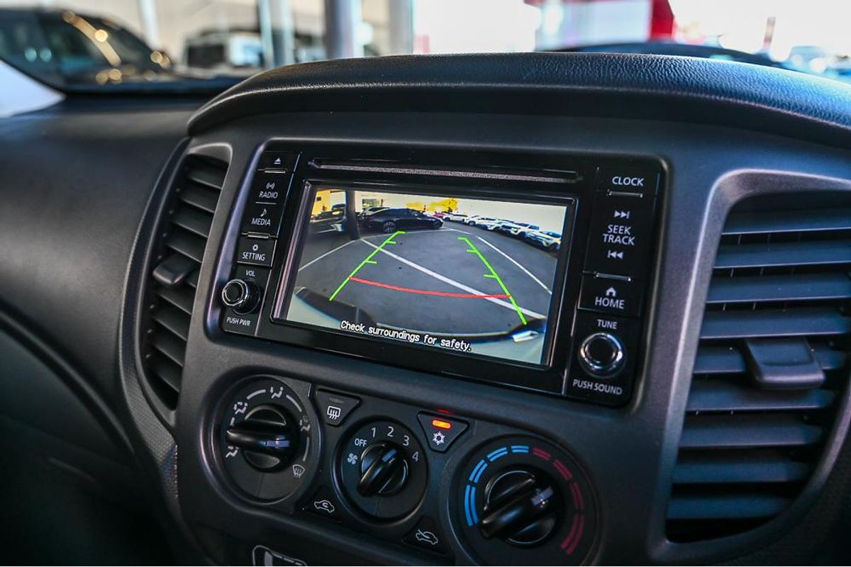 2019 Mitsubishi Triton GLX MR 4X4