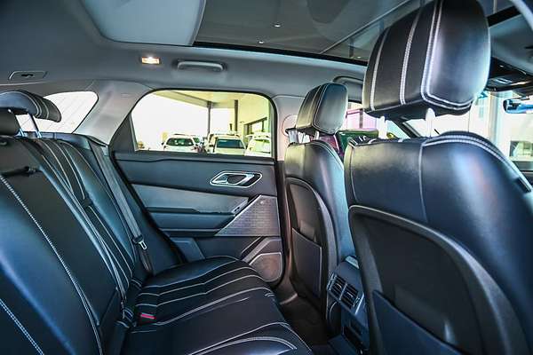 2019 Land Rover Range Rover Velar D240 SE L560