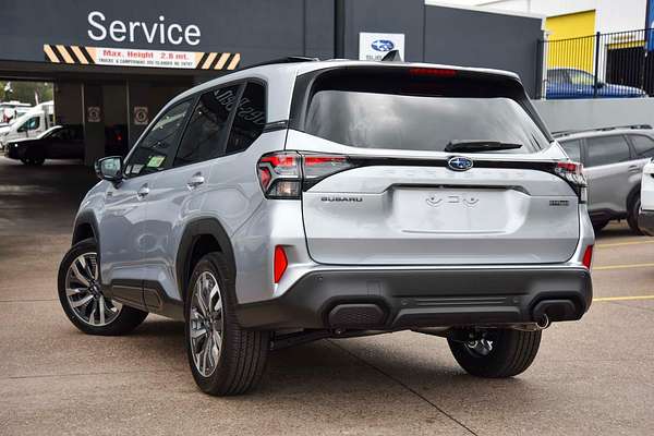 2025 Subaru Forester Hybrid Touring S6