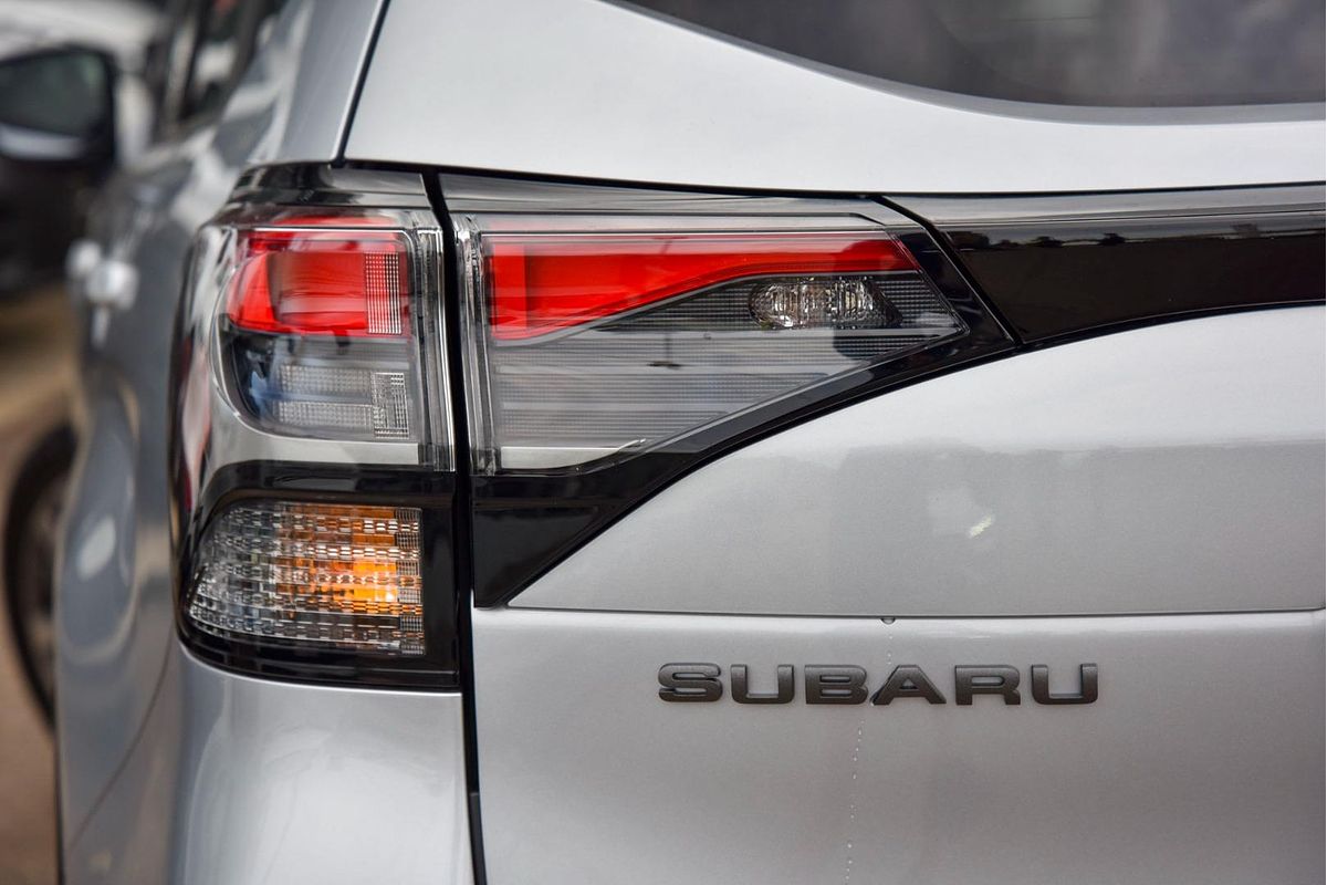 2025 Subaru Forester Hybrid Touring S6