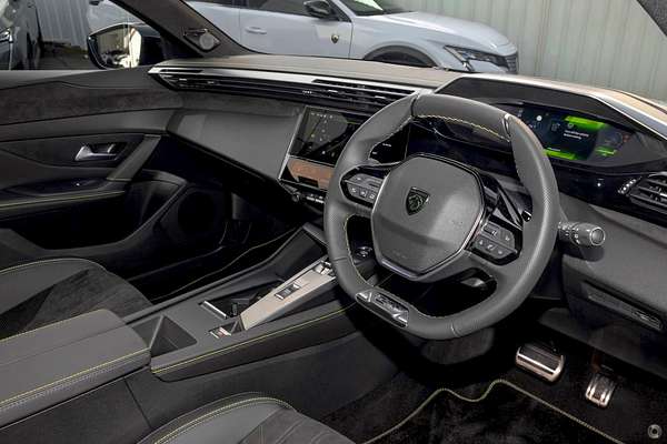 2025 Peugeot 308 GT Hybrid P51