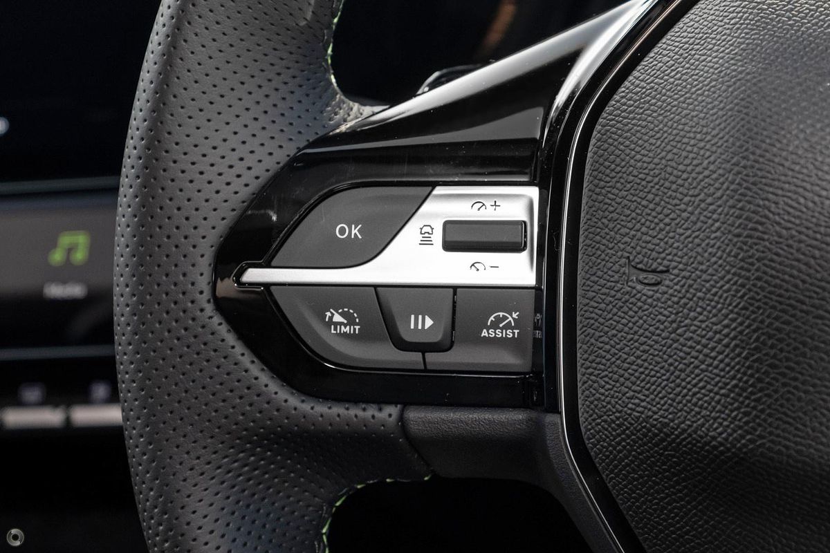 2025 Peugeot 308 GT Hybrid P51