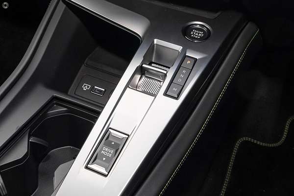 2025 Peugeot 308 GT Hybrid P51