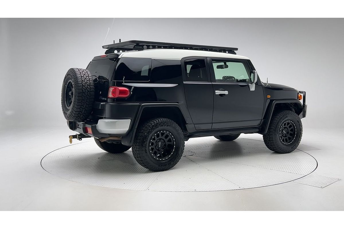 2016 Toyota FJ Cruiser GSJ15R