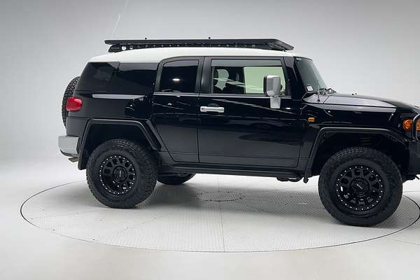 2016 Toyota FJ Cruiser GSJ15R